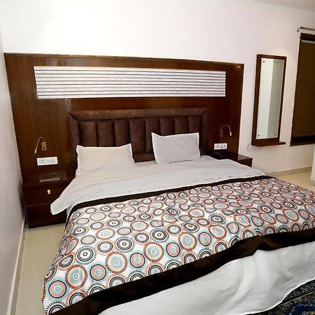 Vrindavan Guest House New Delhi Bagian luar foto