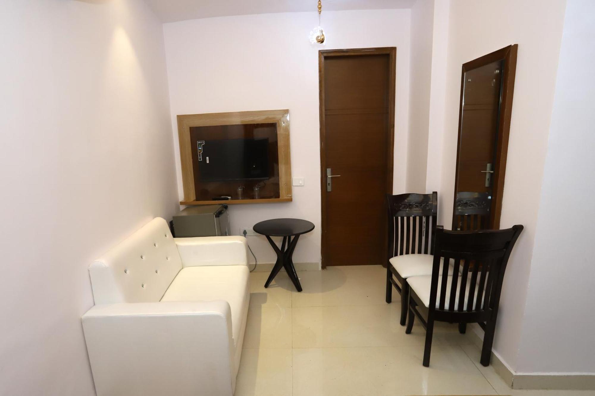 Vrindavan Guest House New Delhi Bagian luar foto